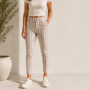 NEW - AMERICAN EAGLE JEANS